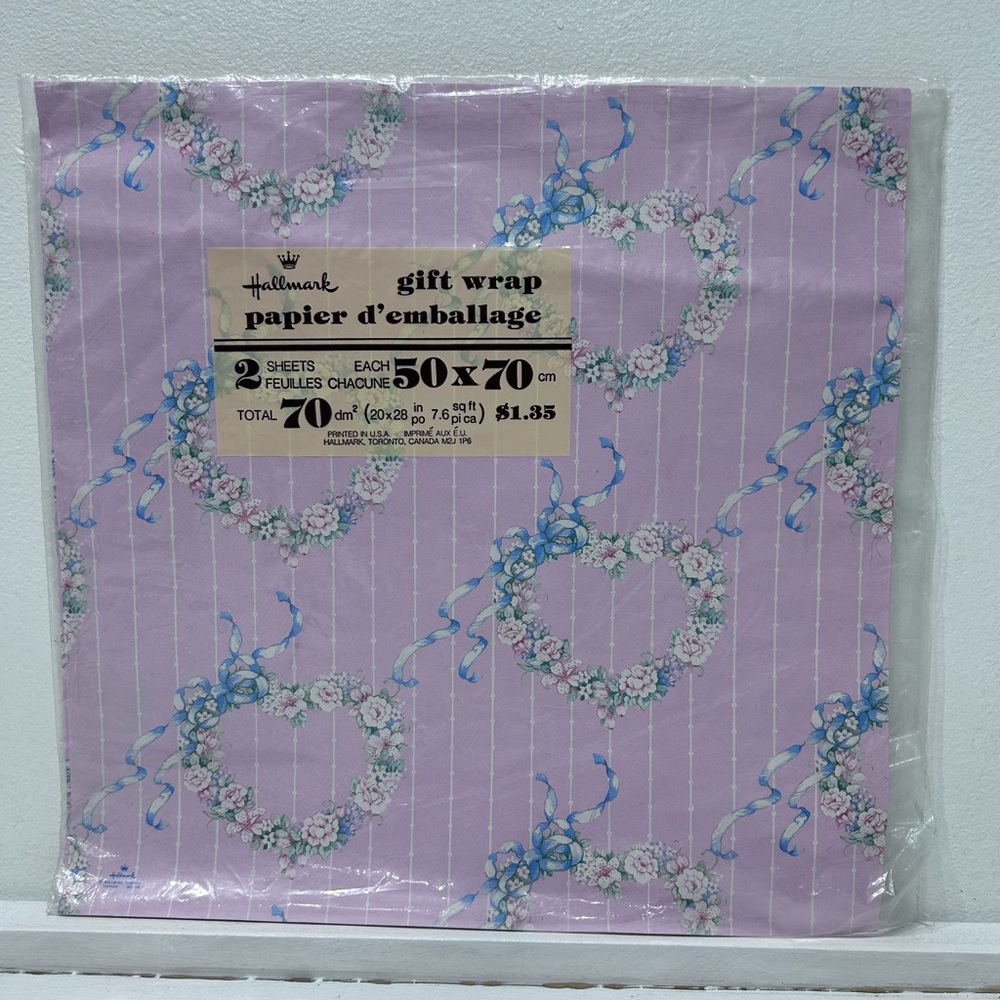 Vintage Sealed Hallmark Pink Gift Wrap‎ 2 Sheets 50x70cm each Printed in U.S.A